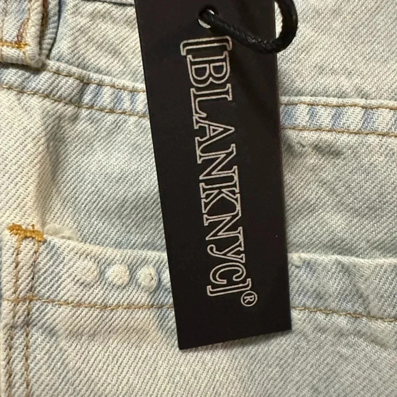 BLANKNYC THE COOPER SLIM STRAIGHT LEG WITH LEG SLITS NWT SIZE 26 - Picture 5 of 9